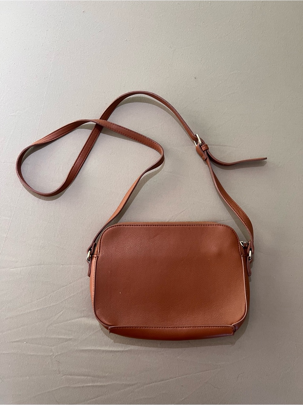 Old Navy Caramel Brown Leather-Look Crossbody Bag
